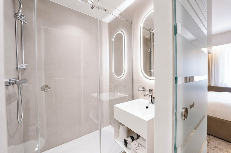 Bathroom 2, VISIONAPARTMENTS Leonhardstrasse, Zürich