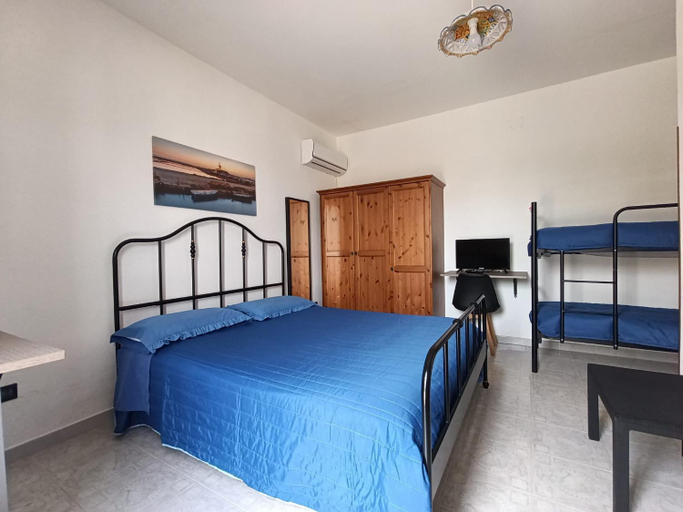 Bedroom 2, Villa Maria, Trapani