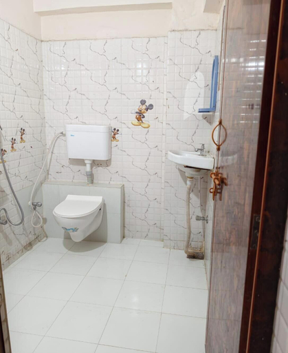 Bathroom 4, hotel stay inn, Ahmadabad