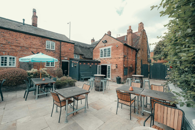 Food & Drinks 4, The Three Pigeons, Oxfordshire