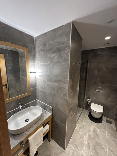 Bathroom 5, Cher Hotel Eyup, Eyüp