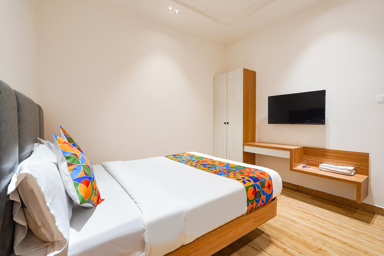 Bedroom 5, FabHotel A Square - 400m from Bhimavaram Junction, West Godavari
