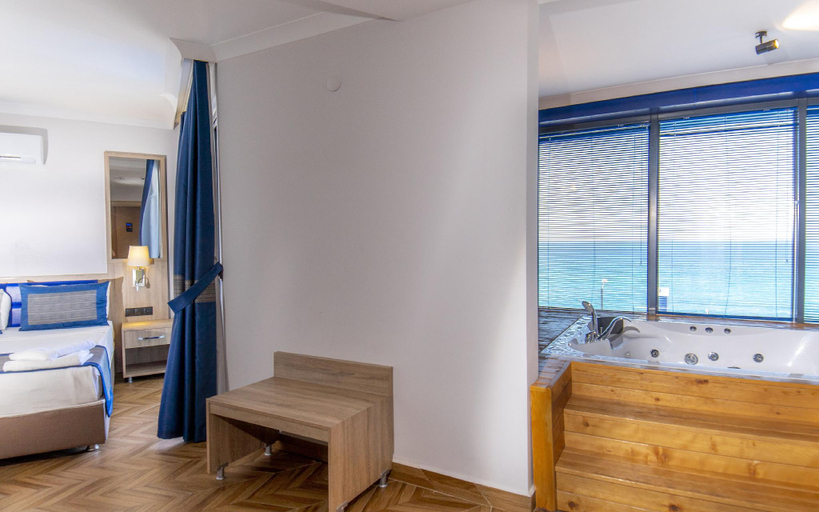 Bedroom 3, Relax Beach Hotel, Alanya