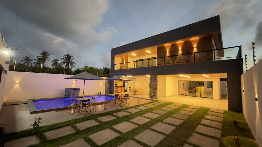 Outdoor dining 2, Casa-6 Qrts-Piscina E Area Gourmet-SH144, Porto de Pedras