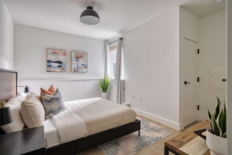 Room 3, The Basalt by Stay Portland - Humboldt, Multnomah