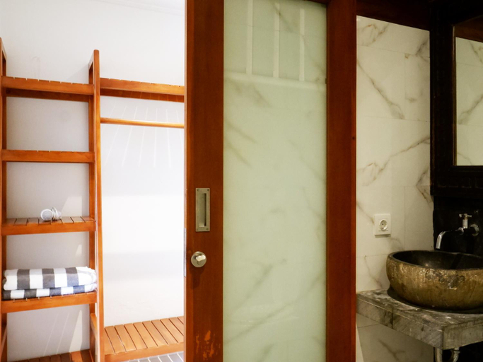 Bathroom 3, d'Leisure, Badung