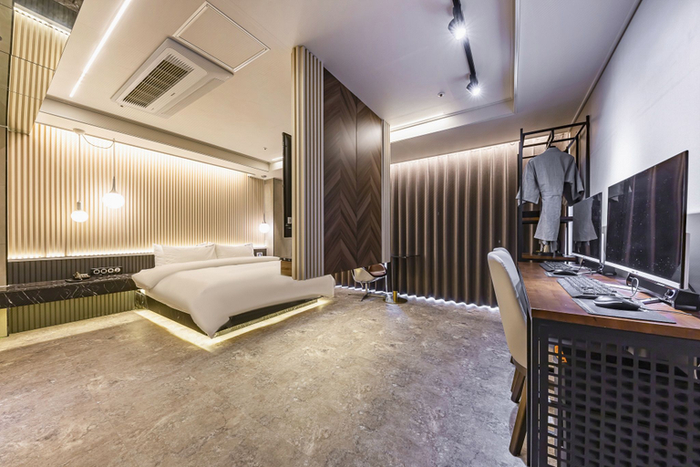 Bedroom 2, Daejeon Yongjeon Belleza Hotel, Dong