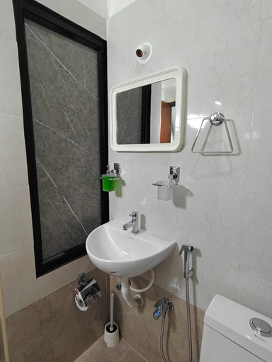 Bathroom 3, 3 Home Tales by Tipiverse, Brookefield, Bangalore