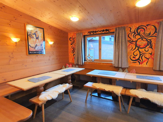 Food & Drinks 5, Alpking Hostel, Kufstein