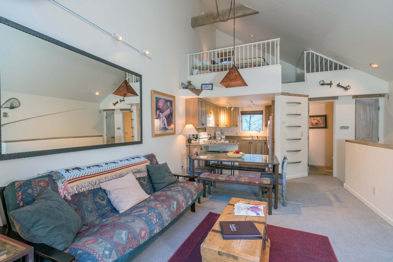 Living area 3, Slopeside Hideaway 2 Bedroom Condo, San Miguel
