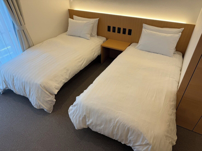 Room 2, reside global kumamoto, Kumamoto
