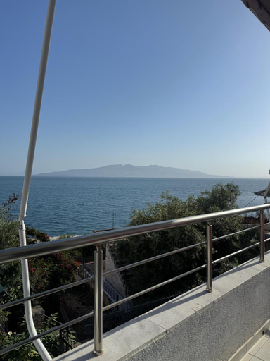 Others 4, Erano Apartment, Sarandës