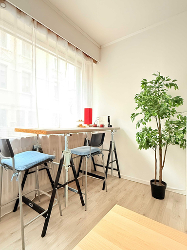 Room 2, Cozy Studio Just Steps From Luxembourg Train Station, Luxembourg