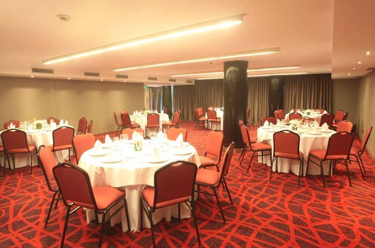 Food & Drinks 5, Yrigoyen 111 Hotel, Capital