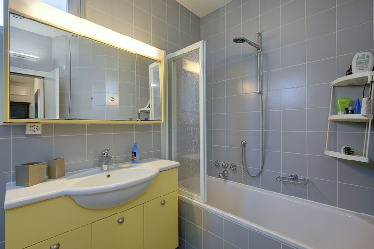 Bathroom 5, Panoramic Lugano Loft 8min Walk to Center, Lugano
