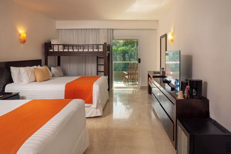 Bedroom 4, Flamingo Cancun - All Inclusive, Benito Juárez