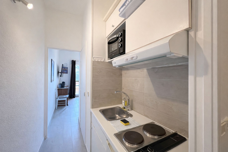 Room 2, T2 Balcony With Barbecue Tennis MC, Alpes-Maritimes