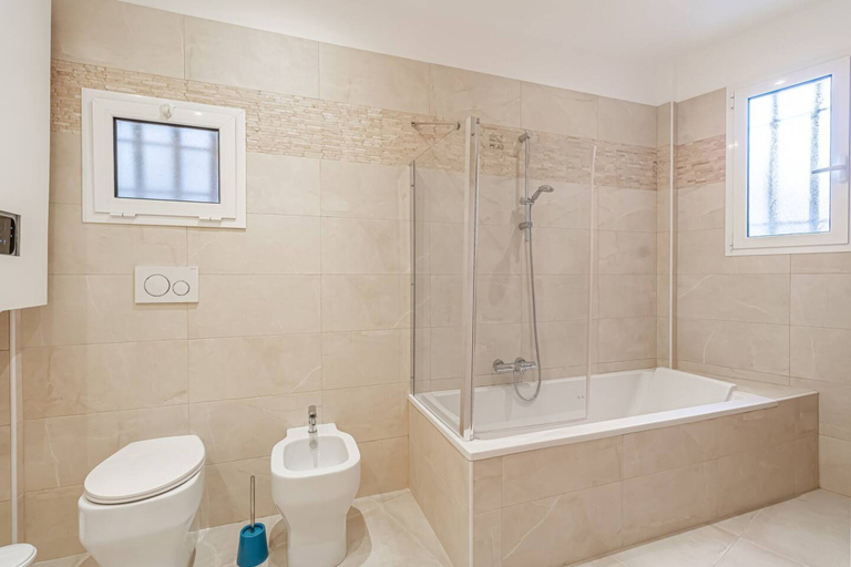 Room 3, Amazing Sea View T2- Near Monaco, Alpes-Maritimes