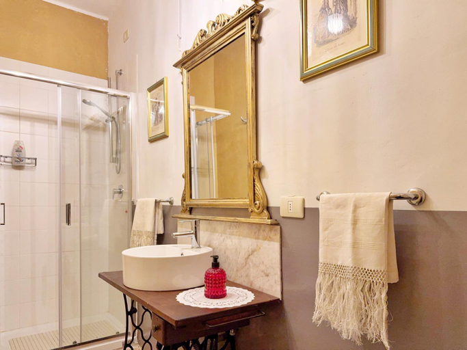 Bathroom 4, Mapepa Village apartments, Perugia