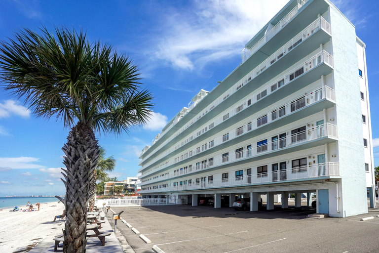 Exterior 3, Sunset Chateau 502, Pinellas