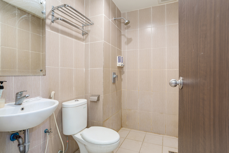 Bathroom 4, Holiday Hotel Makassar By LIFE, Makassar