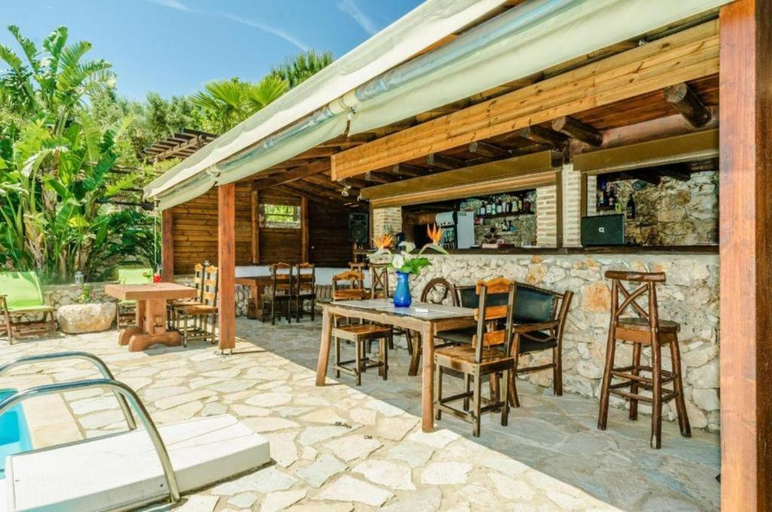 Food & Drinks 4, Villa Poseidon, Ionian Islands