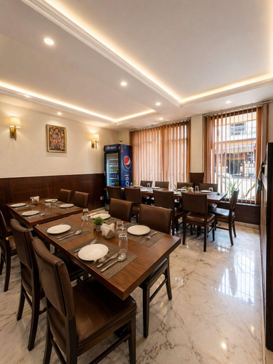 Food & Drinks, HOTEL SANJEEV PALACE, Reasi