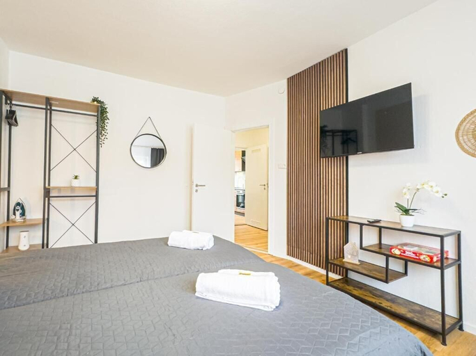 Room 4, Meyerstraße 102, Bremen
