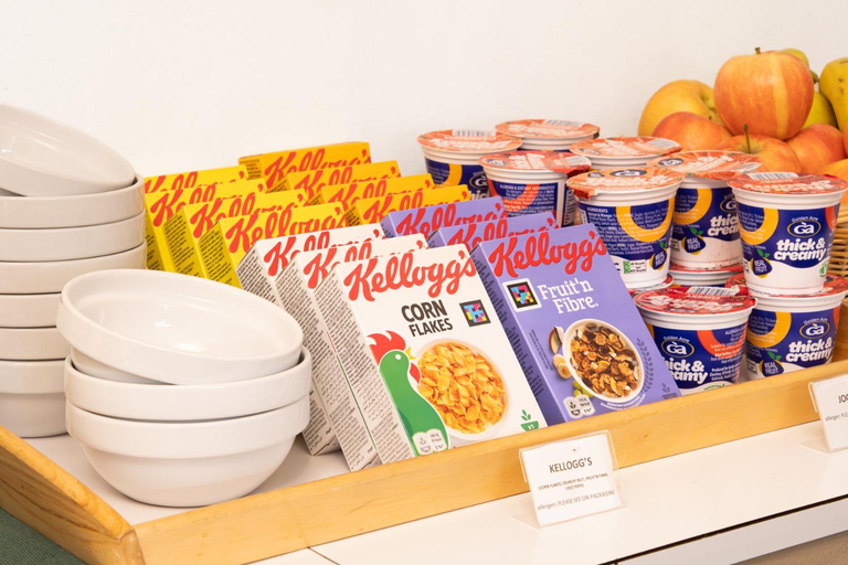 Food & Drinks 4, 72QT, London