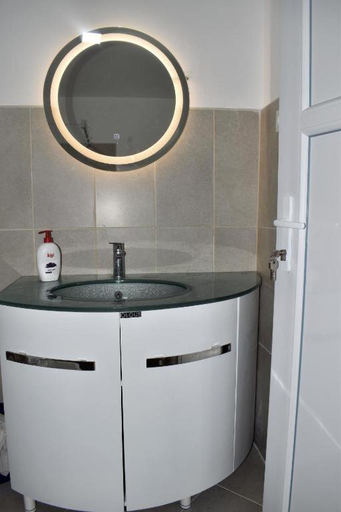 Bathroom, FERA Apartments, Sarajevo
