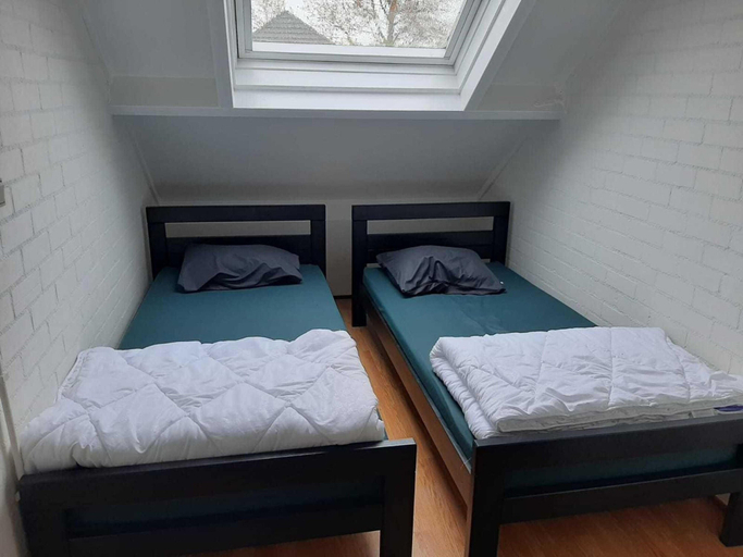 Bedroom 2, Cozy House in Breskens near Scenic Beaches, Sluis
