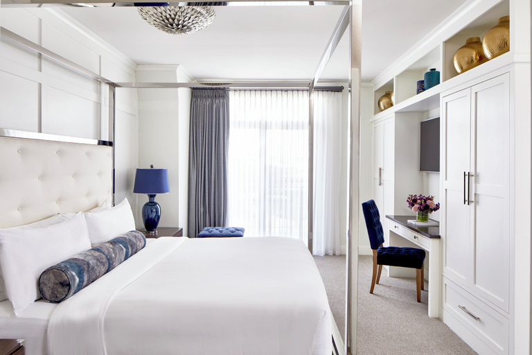 Bedroom 3, The Hotel Landing, Hennepin