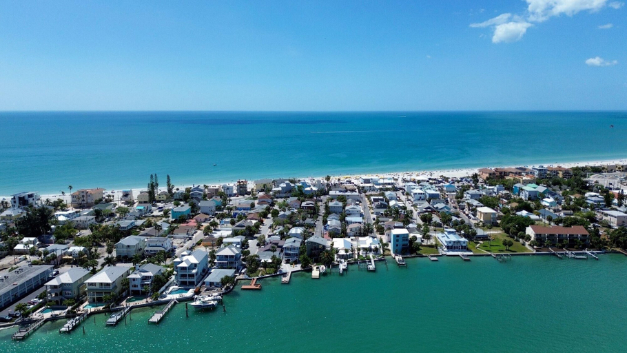 Aerial view 3, Casa Solmar, Pinellas
