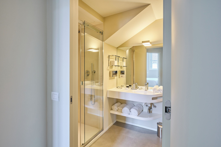 Bathroom 4, Ariosto Living, Milano