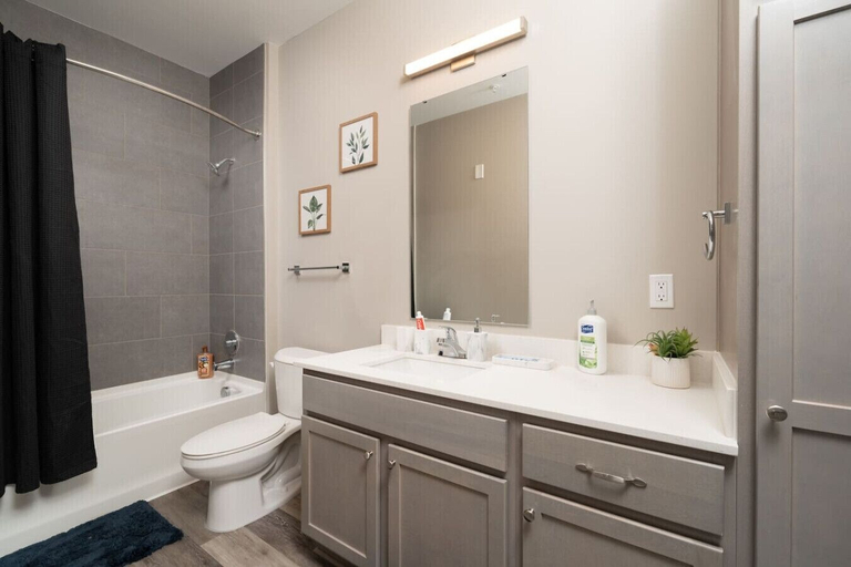 Interior 4, Lux Haven Whitestown, Boone