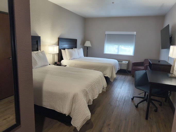 Bedroom 4, Garner Hotel Tyler Southwest by IHG, Smith