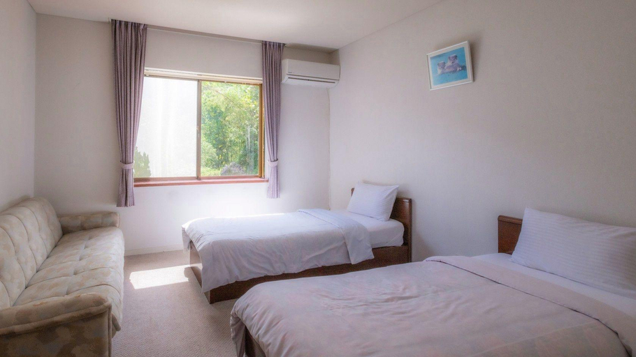 Bedroom, Miyamoto-No-Yu, Chichibu