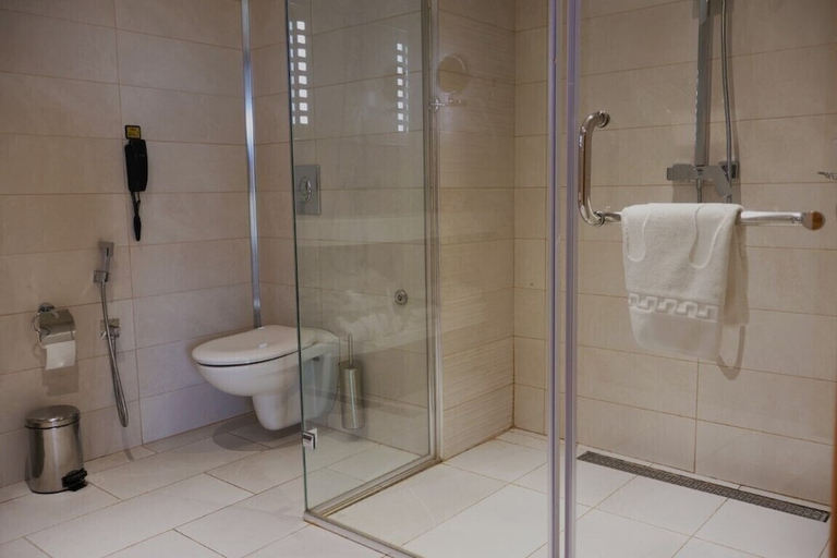 Bathroom 4, SALDAE HOTEL BEJAIA, Bejaia