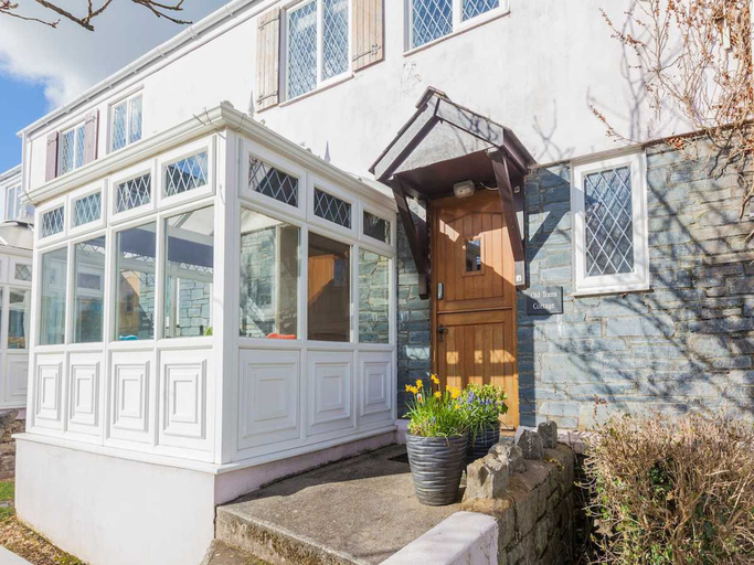 Room 3, Old Tom Cottage - 3 Bedroom House - St Florence, Pembrokeshire
