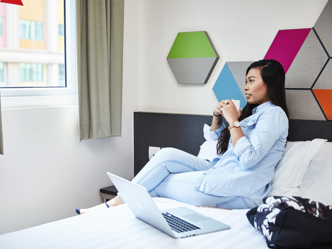 Bedroom 5, Ibis Budget Singapore Jasmine, Singapore