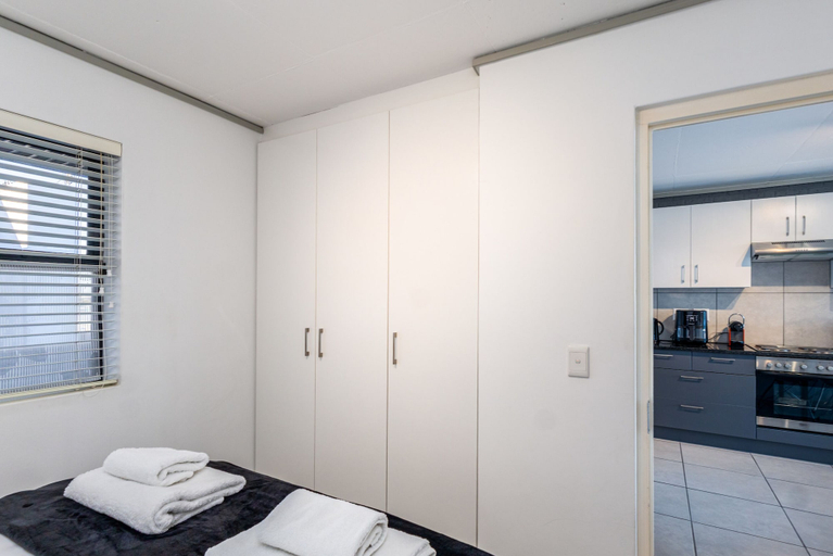 Room 2, Key West 314 by Ctha, City of Cape Town