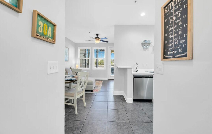 Interior 5, The Village 411, Walton