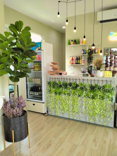 Food & Drinks 5, Tropical Oasis Aoyon Beach House, Phuket Island