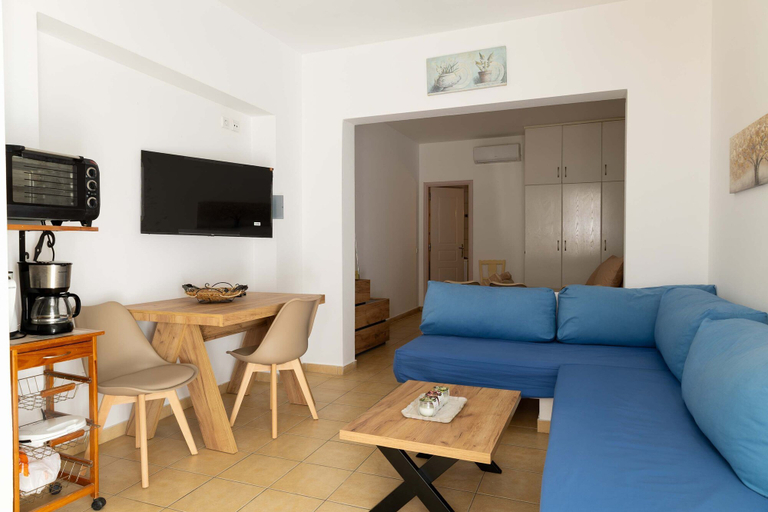 Room 3, Sinani Beachfront Gems Rhodes - Suite With Jacuzzi, South Aegean