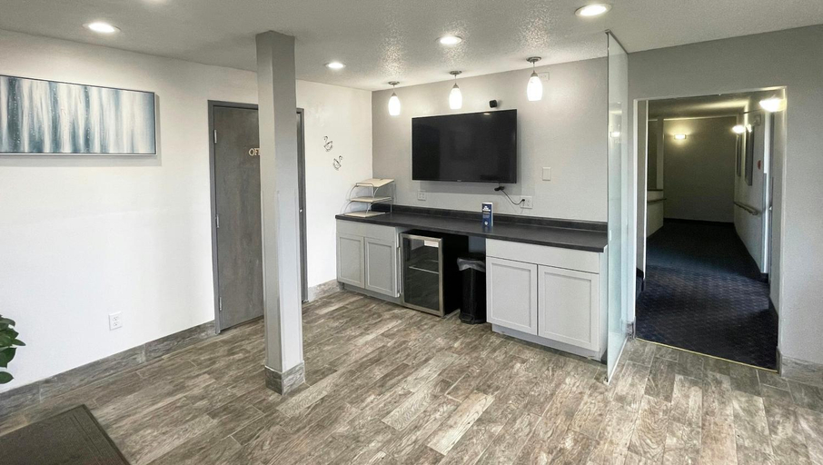 Public Area 2, Hotel Fort Wayne North - Coliseum, Allen