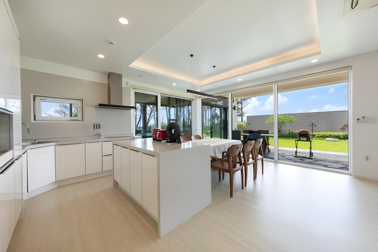 Others 4, Goseong Magnolia Poolvilla, Goseong
