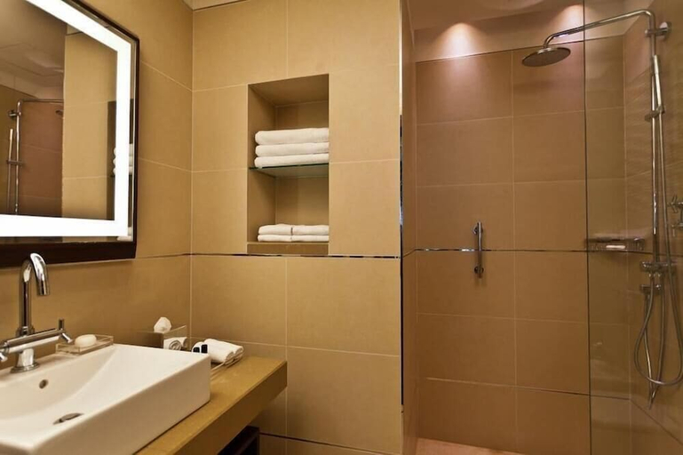 Bathroom 3, Residence Pomaria Hotel, Mansourah