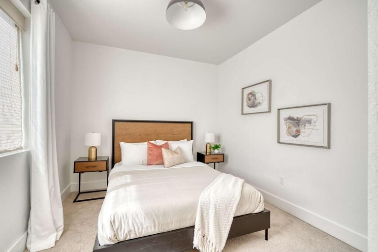 Room 2, The Basalt by Stay Portland - Humboldt, Multnomah