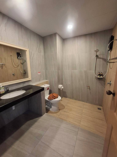 Bathroom 4, Karon Living Room, Phuket Island