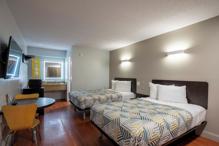 Bedroom 4, Motel 6 Richmond, VA - Midlothian Turnpike, Richmond